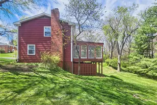 250 Brixham Dr, Chesterfield, MO 63017 - Photo 27