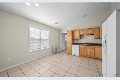 913 N First Street, Shelbyville, MO 65565 - Photo 5