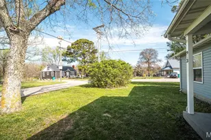 913 N First St, Shelbyville, MO 65565 - Photo 19