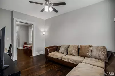 3857 Virginia Avenue, Saint Louis, MO 63118 - Photo 7