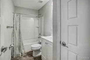 3857 Virginia Ave, Saint Louis, MO 63118 - Photo 29