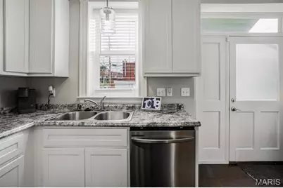 3857 Virginia Avenue, Saint Louis, MO 63118 - Photo 17