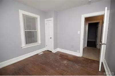 5712 Floy Avenue, Saint Louis, MO 63136 - Photo 7