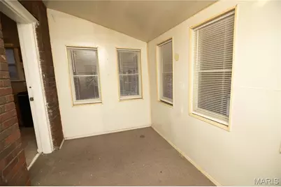 5712 Floy Avenue, Saint Louis, MO 63136 - Photo 25