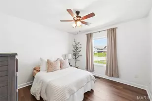 406 Prairie Creek Dr, Wentzville, MO 63348 - Photo 9