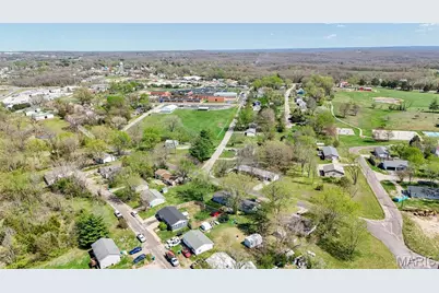 404 Colby Street, Bourbon, MO 65441 - Photo 29