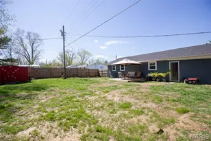404 Colby St, Bourbon, MO 65441 - Photo 21