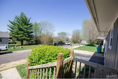 404 Colby Street, Bourbon, MO 65441 - Photo 5