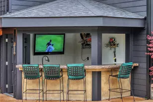 1586 Mason Knoll Rd, Town and Country, MO 63131 - Photo 51