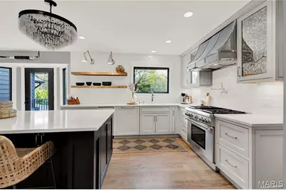 1586 Mason Knoll Road, Town and Country, MO 63131 - Photo 17