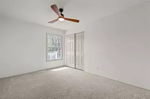 141 Greentrails Dr, Chesterfield, MO 63017 - Photo 39