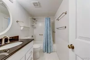 9039 W Swan Cir, Brentwood, MO 63144 - Photo 17