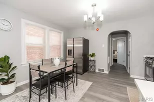 5920 Morgan Ford Rd, Saint Louis, MO 63116 - Photo 7