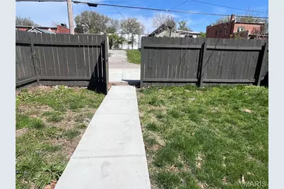 6749 Vernon Avenue, University City, MO 63130 - Photo 13