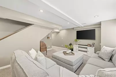 357 Magoffin Trails Court, Saint Louis, MO 63129 - Photo 37