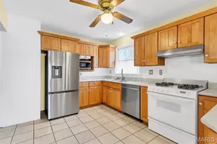 5728 Hidden Stone Dr, Oakville, MO 63129 - Photo 15