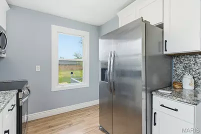 8824 Lawn Avenue, Brentwood, MO 63144 - Photo 9