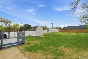 8824 Lawn Ave, Brentwood, MO 63144 - Photo 23