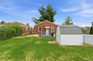 8824 Lawn Ave, Brentwood, MO 63144 - Photo 25