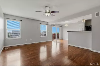 638 Country Village Drive, O'Fallon, MO 63367 - Photo 5