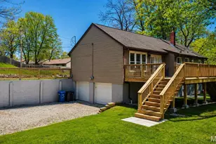 12902 Dorsett Rd, Maryland Heights, MO 63043 - Photo 37
