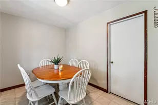 9304 Lenard Ct, Affton, MO 63123 - Photo 15