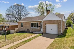 9304 Lenard Ct, Affton, MO 63123 - Photo 3
