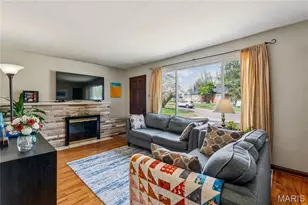 9304 Lenard Ct, Affton, MO 63123 - Photo 5