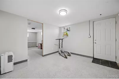 7915 Elton Street, Saint Louis, MO 63123 - Photo 13