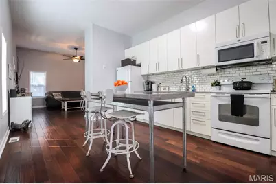 4237 Wyoming Street, Saint Louis, MO 63116 - Photo 5