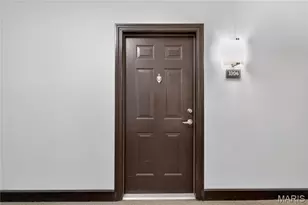 1270 Strassner Dr, Brentwood, MO 63144 - Photo 3