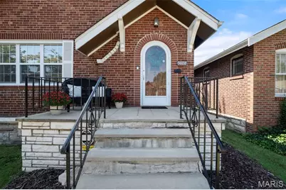 5608 Holly Hills Avenue, Saint Louis, MO 63109 - Photo 3