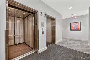 6340 Clayton Rd, Richmond Heights, MO 63117 - Photo 39