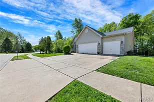 1708 Westlake Ct, Pacific, MO 63069 - Photo 3