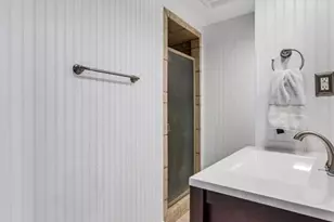 1869 Walnutway Dr, Saint Louis, MO 63146 - Photo 67