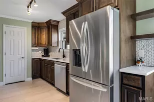 1869 Walnutway Dr, Saint Louis, MO 63146 - Photo 23