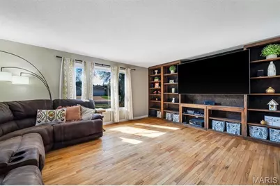 1869 Walnutway Drive, Saint Louis, MO 63146 - Photo 11