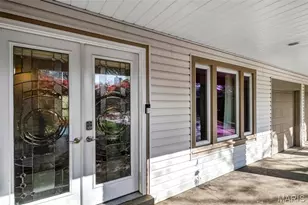 1869 Walnutway Dr, Saint Louis, MO 63146 - Photo 5