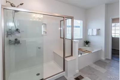 7474 Shadow Point Drive, Saint Louis, MO 63129 - Photo 27