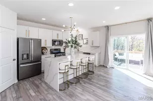 7474 Shadow Point Dr, Saint Louis, MO 63129 - Photo 19