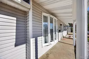 12030 Bennington Pl, Maryland Heights, MO 63043 - Photo 5