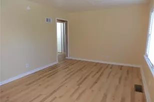 7133 Beulah Ave, Jennings, MO 63136 - Photo 7