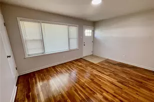 10121 Baron Dr, Saint Louis, MO 63136 - Photo 3