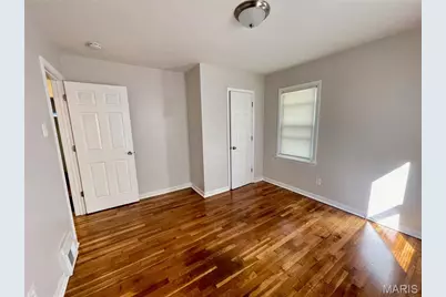 10121 Baron Drive, Saint Louis, MO 63136 - Photo 9