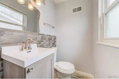 10127 Monarch Drive, Riverview, MO 63136 - Photo 17