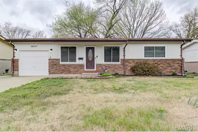 10127 Monarch Drive, Riverview, MO 63136 - Photo 1