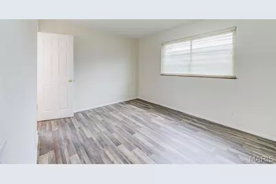 10127 Monarch Drive, Riverview, MO 63136 - Photo 15