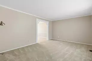 12268 Spring Pl Ct, Maryland Heights, MO 63043 - Photo 7