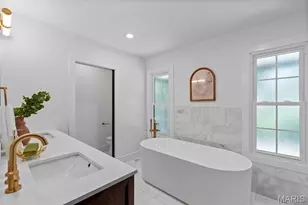 9 Sumac Ln, Saint Louis, MO 63124 - Photo 21