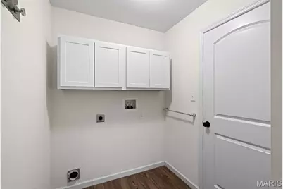347 Wilhelmine Court, Ballwin, MO 63021 - Photo 11